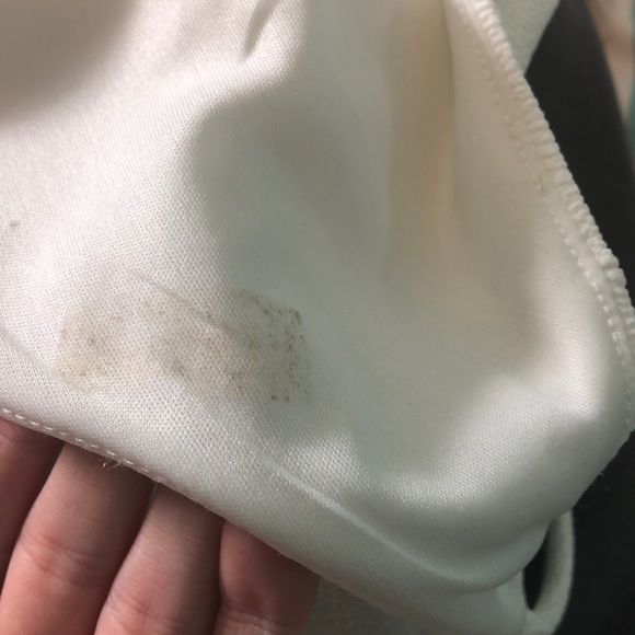 Cute white tank top - Picture 4 of 4